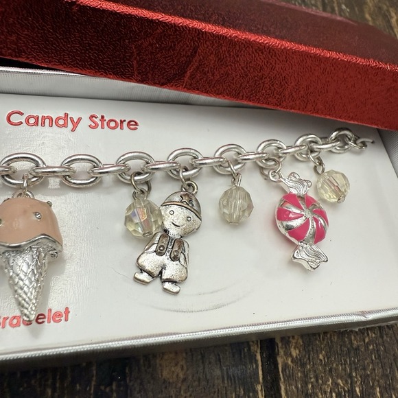 NEW Sweet Treat Charm Bracelet Kid In A Candy Store Retro Style, Gift - Picture 4 of 4